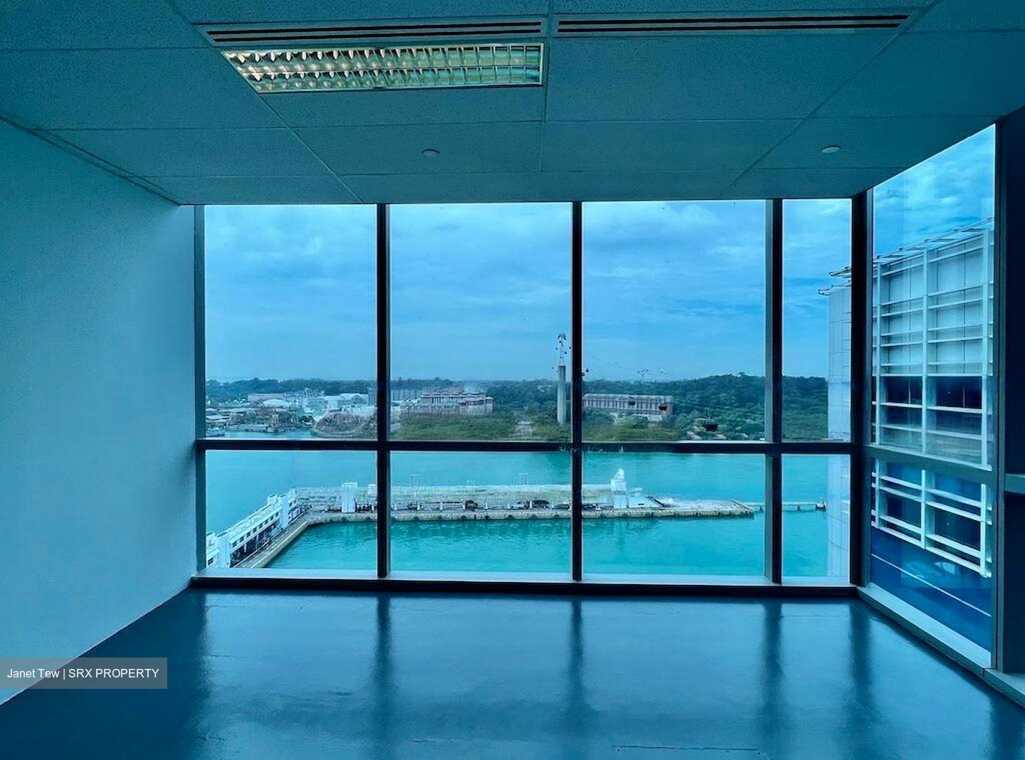 Harbourfront Tower Two (D4), Office #570491141